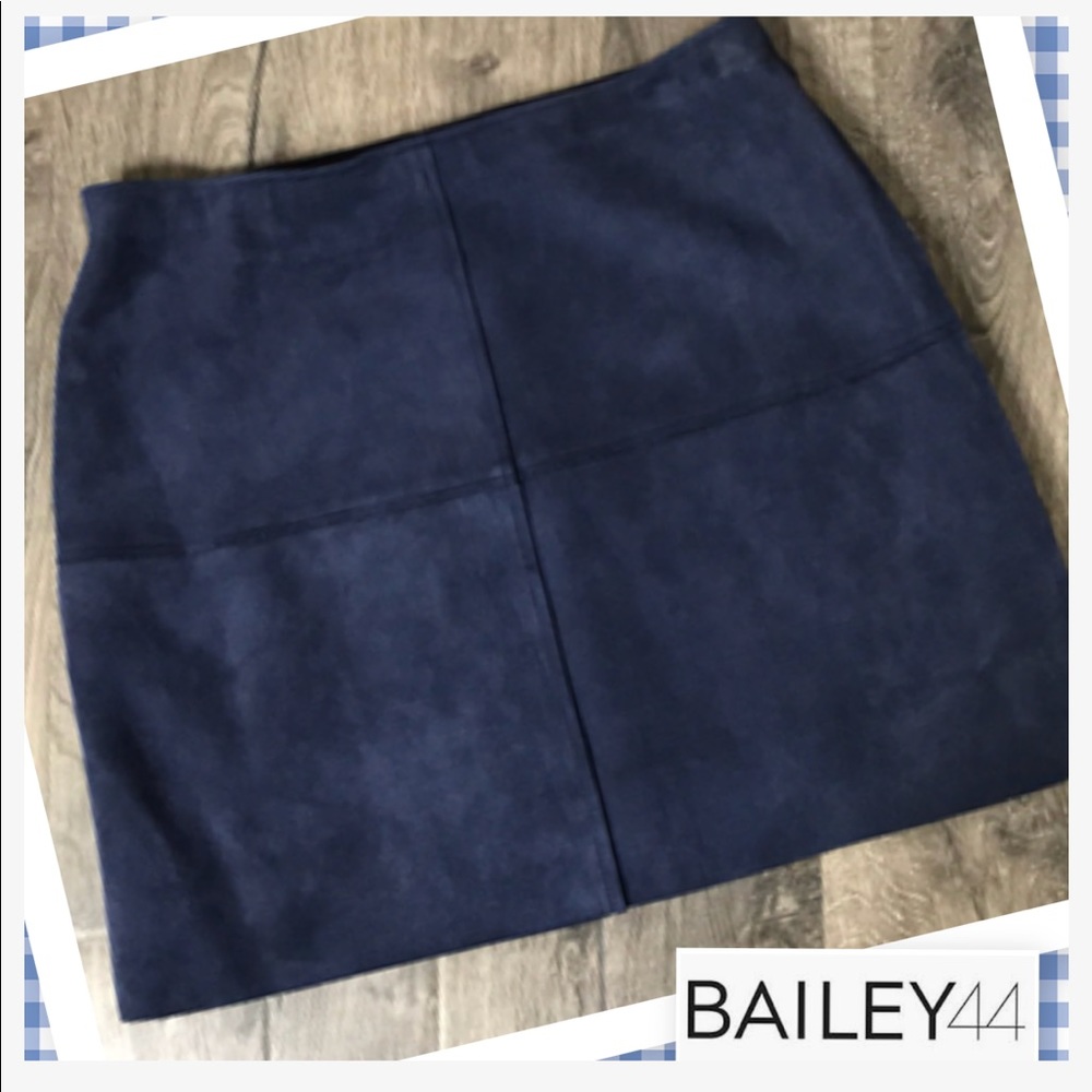 🆕 Bailey 44 Faux Suede Skirt